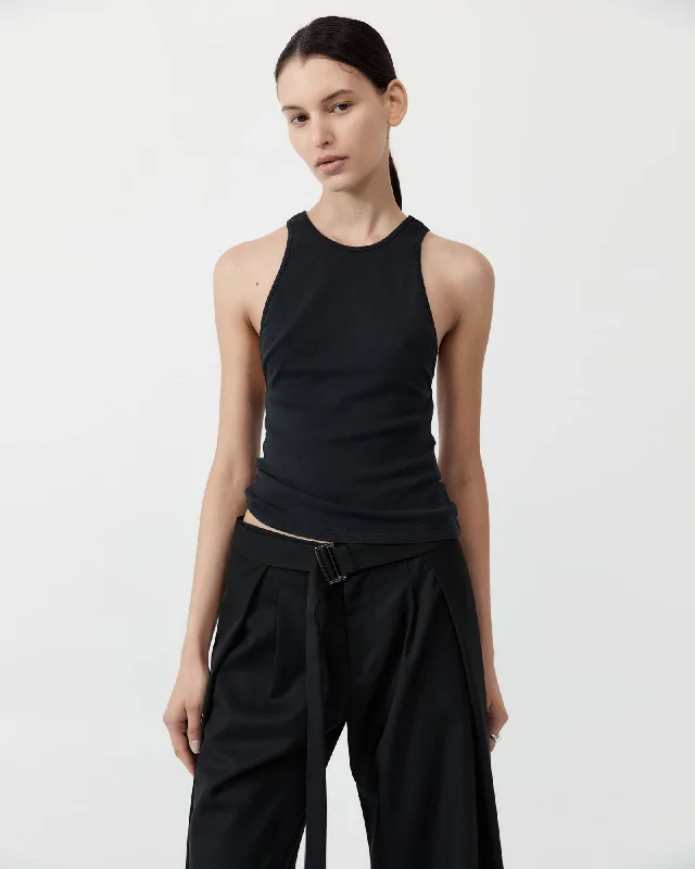 V-Back Tank Top essential tank top