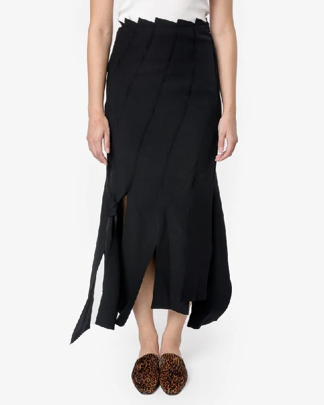 Lauren Skirt in Black lace skirt elegant