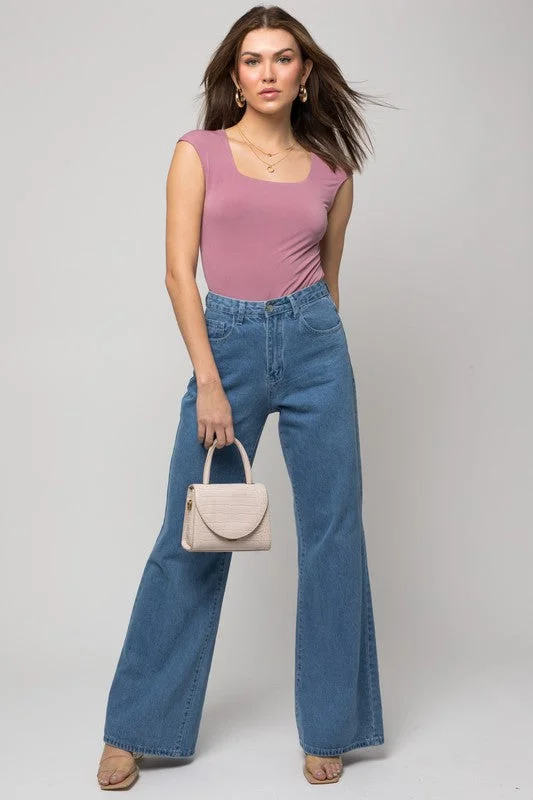 Cap Sleeve Bodysuit Fashionable Plunge Bodysuit