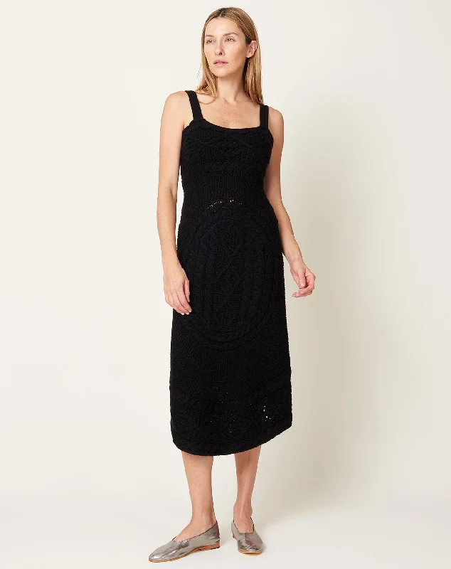 Round Knit Cable Dress in Black