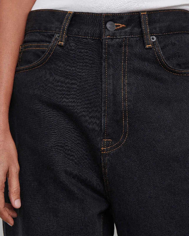 LOW RISE JEAN / BLACK