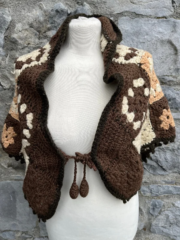 Granny square cape